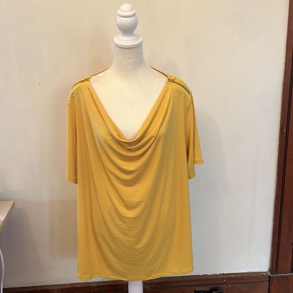 Carmen Carmen Marc Valvo yellow short sleeve cowl neck blouse Size 2X - Picture 2 of 10